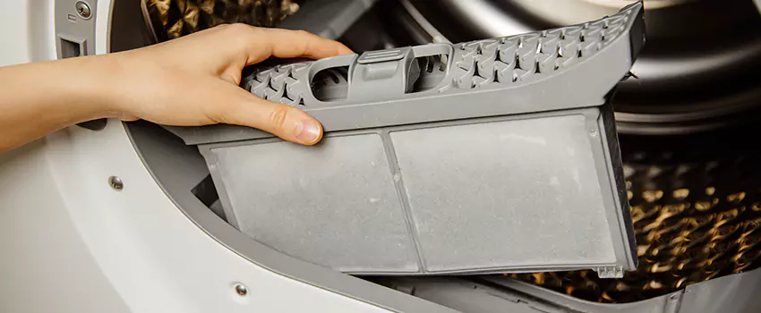 Signs Of A Clogged Dryer Lint Trap in Menomonee Falls, Wisconsin